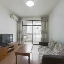  南坪万达正规一房简约干净拎包入住