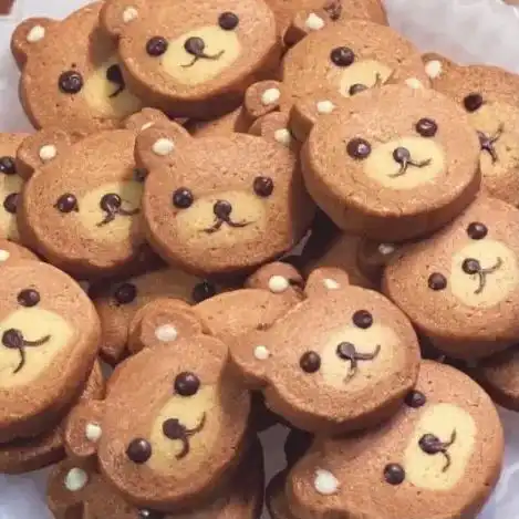 小熊饼干头像