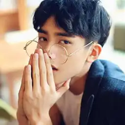  neverunderestimateyourpowertochangeyourself永远不要低估你改变自我的能力