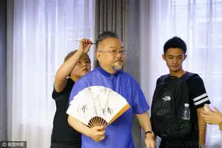  和珅已年近70王刚两鬓斑白显苍老