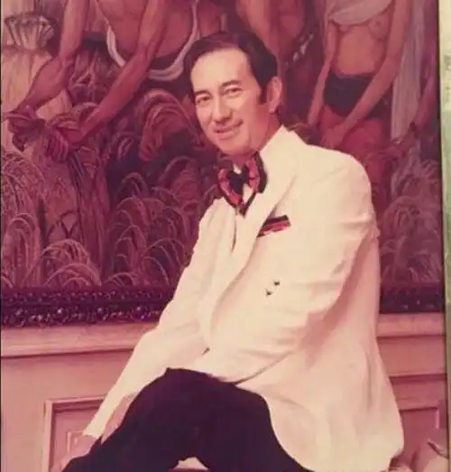  何鸿燊曾穷得连看牙医的钱都没有,为何后来跻身富豪榜前十