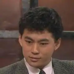  59岁老戏骨也翻车,被爆料与多名女人有接触,妻子居然不知情