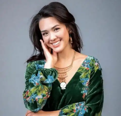  钟丽缇大女儿参加选美,网友感叹她德才兼备,大家觉得能夺冠吗