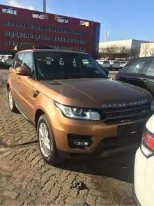 2016款路虎揽胜运动版3.0升v6和5.0升v8发动机