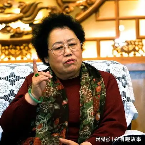  陈丽华坐拥北京一条街,带着三孩子嫁给唐僧,现在过得如何