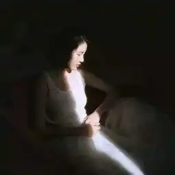  摄影教程改变你的个人照,就从暗调人像开始