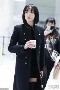  御姐上线宋茜换新发型黑衣秀美腿霸气性感