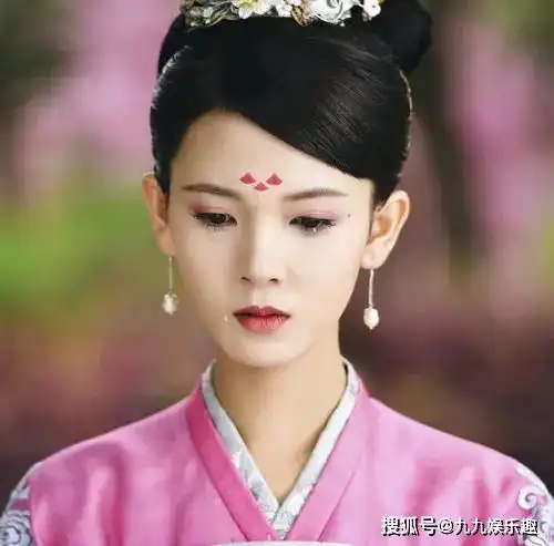  这才叫女扮男装,差点就相信她们是男人了