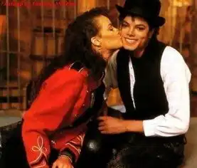 这是michaeljackson哪个mv的图片