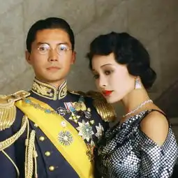  亚洲第一美男追她被拒,二婚生女弃养双胞胎养女,今一家活成这样