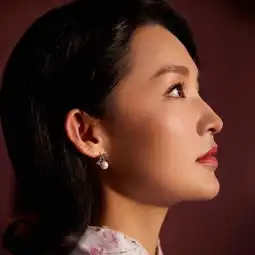  李沁旗袍造型上热搜了是怎么回事