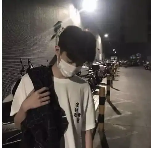  真正害怕失去你的男生,才会有这三个表现,渣男连想都想不到