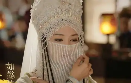  终于等到李沁的香妃上线,但是网友却觉得如果换成她俩来演更适合