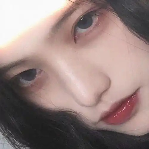  真人女头像治愈好看