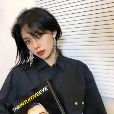  每个人都有一个世界,好看气质女头像