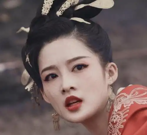  圈内戏曲专业出身的6位明星,女的成大咖,男的却一扑到底