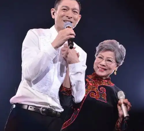 一代鬼后罗兰,一生无儿女受刘德华古天乐照顾,为何选择不婚