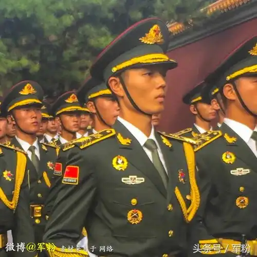  帅哥都上交给国家了我的中国军人