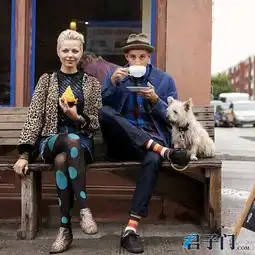  欧美出尽风头的潮流袜子型男一