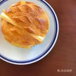  花漾年华港式茶餐厅的魔鬼菠萝油好不好吃用户评价口味怎么样景德镇美食魔鬼菠萝油实拍图片大众点评