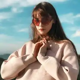  小清新蓝色系的欧美女生头像大全微信头像我要个性网