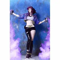  火辣美女coslolkda女团一人饰三角尽显万种风情