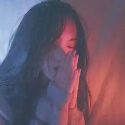 对掏魔怔头像女