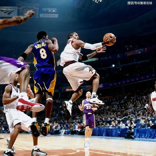  nba的妈宝男艾弗森,直言橄榄球才是初恋,科比我有5个总冠军