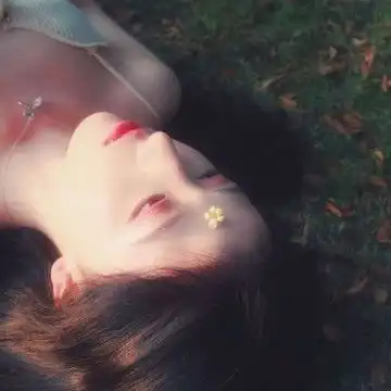  小清新女生微信头像