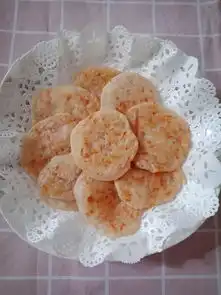  小学生早餐,胡萝卜小饼鸡蛋粉丝汤牛奶