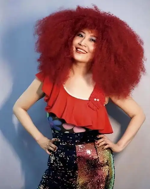  迪斯扣女王张蔷,不仅是电子音乐女王,也是特色穿搭女王