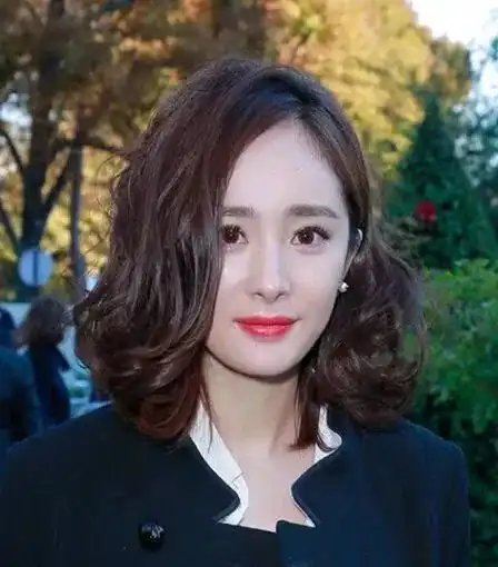  迪丽热巴超爱的慵懒卷发,4步就能成功打造