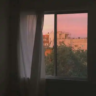  暗色调背景图
