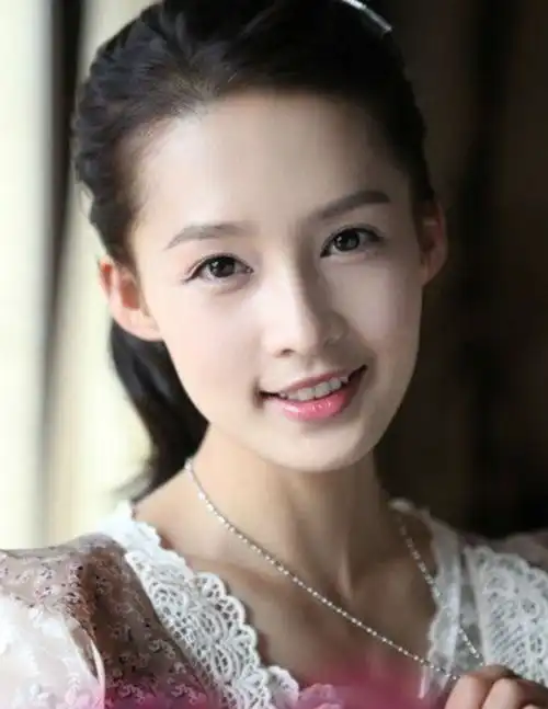  李沁的哪个眼神最美最撩人