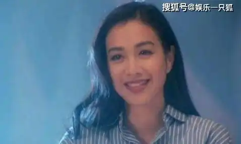  张伦硕说钟丽缇是真爱,原本还不信,看到她年轻时的照片后太惊艳
