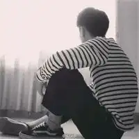  帅气男生陌陌头像2016最新版设计白色的天我怕你会寂寞