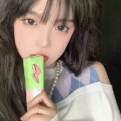 小众但是很高级头像灯芯