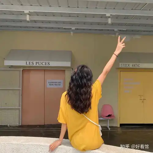  背影女头像热爱可抵岁月漫长温柔可挡艰难时光