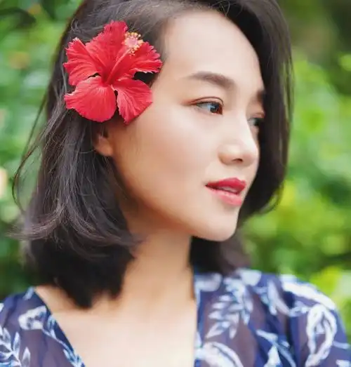  朱丹自曝已孕二胎,传言爱的卑微的她,与周一围的情感你怎么看