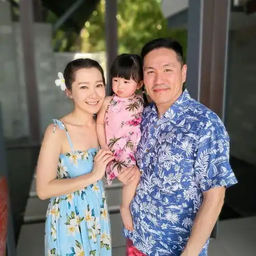 41岁父亲微信头像老爸