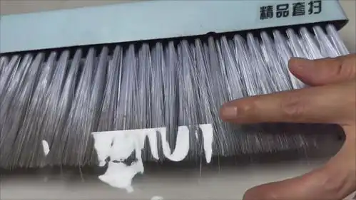  透明胶带还有这4个神奇的作用,解决了生活中许多烦恼,省钱实用