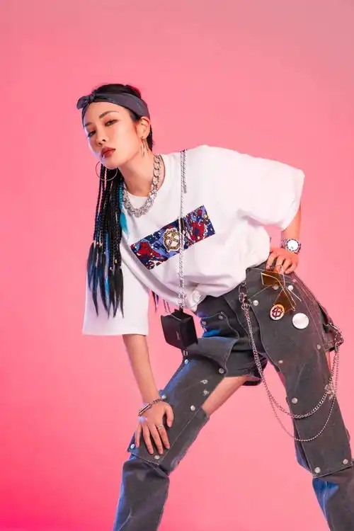  茶艺让路,拽姐当道辣妹风也太让人上头了