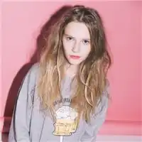  美丽欧美少女qq潮流头像爱的辛苦,恨的无助,不如放手