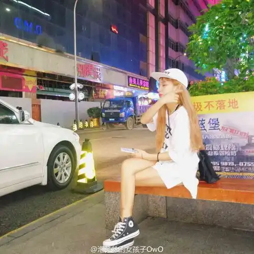  适合13岁女生的qq头像