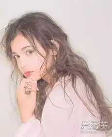  2018年流行什么发型中长发妹子首选这15款慵懒风卷发爱秀美