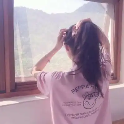  微信女头像漂亮背影有气质独立女人背影唯美图片