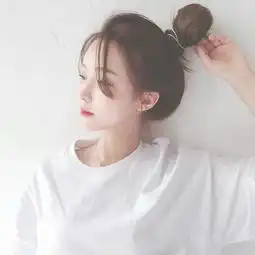 红色微信头像简约干净回