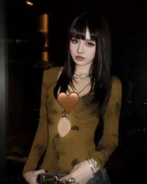 同样是汪峰的基因,章子怡和葛荟婕的女儿近照,差别怎么这么大