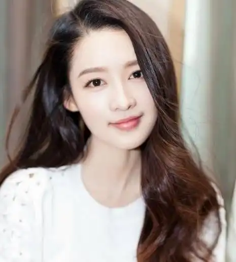 李沁被学校培养9年的昆曲人才,转身娱乐圈,背后原因十分理解