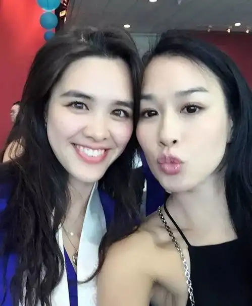  两度改名,跟两任继父感情要好,钟丽缇大女儿助母亲勇敢追爱